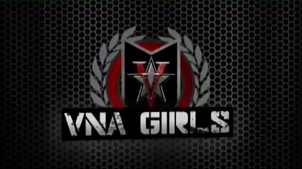 Sexy Cougar Vicky Vette Gives A Blowjob Until She Gets A Load Of Jizz!