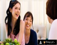 MOMMY’S GIRL MILF Lexi Luna Raw STRAP ON Fucks Stepdaughter Bella Nova When Social Worker Knocks